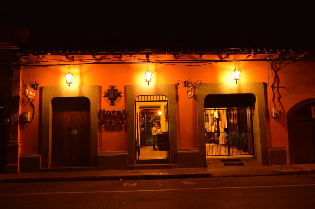 Hotel Real León Extérieur photo